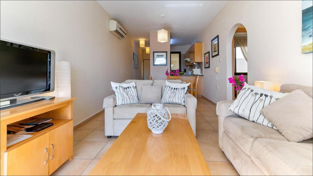 Spacious Contemporary Apartment Pissouri Luaran gambar